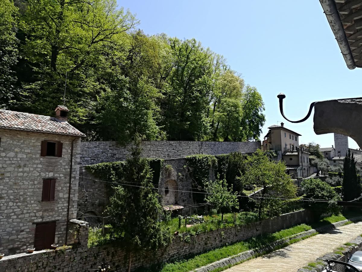 Civico 10 Otel Gubbio Dış mekan fotoğraf