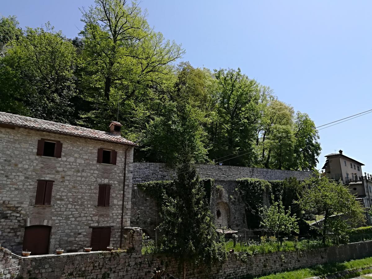 Civico 10 Otel Gubbio Dış mekan fotoğraf